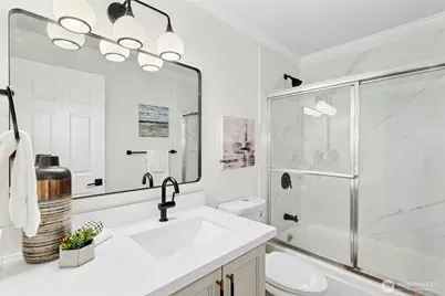 733 Lake Street S #202, Kirkland, WA 98033 - Photo 13