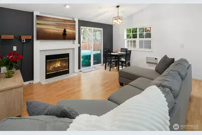 8215 1st Street SE, Lake Stevens, WA 98258 - Photo 3