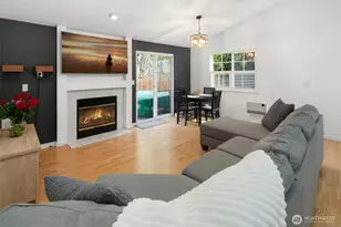 8215 1st St SE, Lake Stevens, WA 98258 - Photo 3