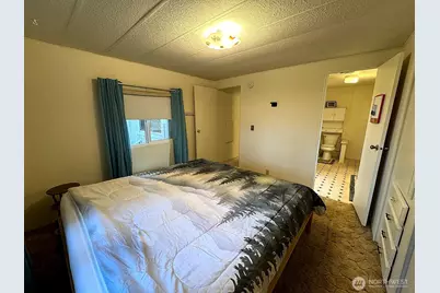 2210 Old Highway 99 South Road #31, Mount Vernon, WA 98273 - Photo 9