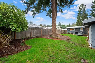 4902 NE 7th Place, Renton, WA 98059 - Photo 23