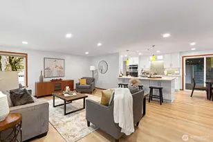 4902 NE 7th Pl, Renton, WA 98059 - Photo 3