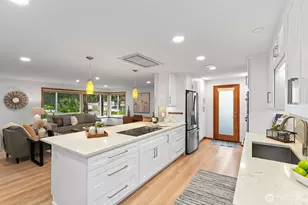 4902 NE 7th Pl, Renton, WA 98059 - Photo 9