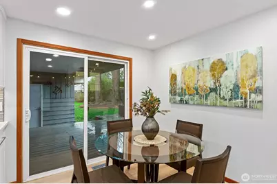 4902 NE 7th Place, Renton, WA 98059 - Photo 11