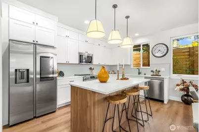 4326 A SW Mills Street, Seattle, WA 98136 - Photo 9