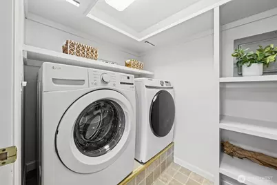 7310 N Skyview Lane #J201, Tacoma, WA 98406 - Photo 9