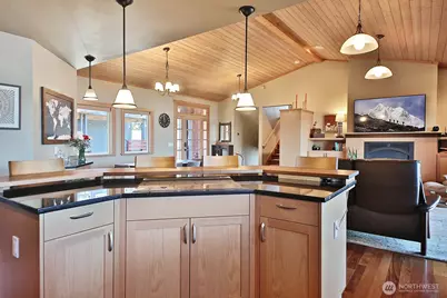 896 Snowshoe Place, Greenbank, WA 98253 - Photo 13