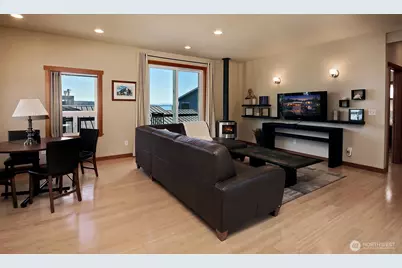 896 Snowshoe Place, Greenbank, WA 98253 - Photo 27