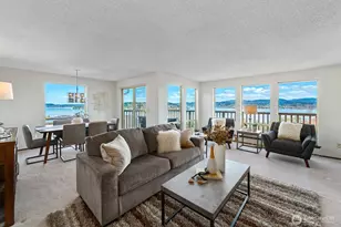 9928 64th Ave S, Seattle, WA 98118 - Photo 3