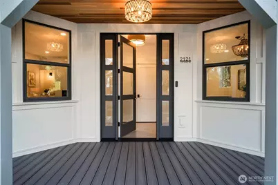 2121 1st Avenue W, Seattle, WA 98119 - Photo 3