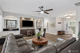 12323 193rd Ave E, Bonney Lake, WA 98391 - Photo 3