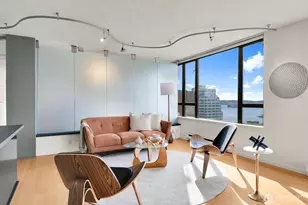 2201 3rd Ave, Seattle, WA 98121 - Photo 17