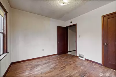 125 S 64th Street, Tacoma, WA 98408 - Photo 19