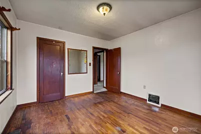 125 S 64th Street, Tacoma, WA 98408 - Photo 15