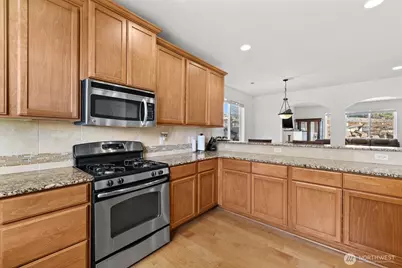 25836 168th Place SE, Covington, WA 98042 - Photo 11