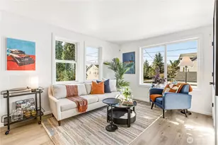 1316 Bradner Pl S, Seattle, WA 98144 - Photo 3