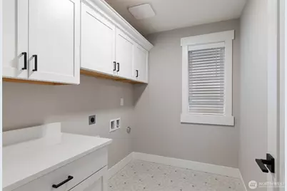 7545 S 129th Place, Seattle, WA 98178 - Photo 9