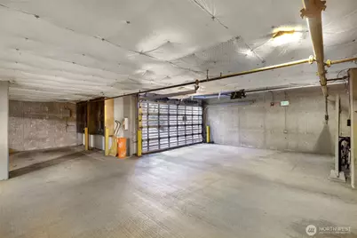 3015 SW Avalon Way #106, Seattle, WA 98126 - Photo 31