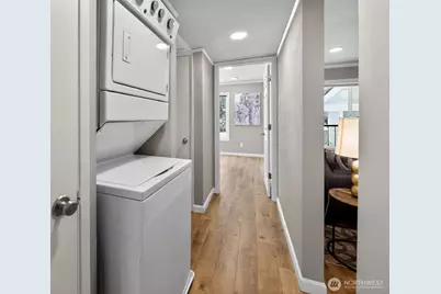 12206 NE 147th Place #B, Kirkland, WA 98034 - Photo 23