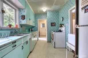 2224 Ross Rd, Point Roberts, WA 98281 - Photo 11