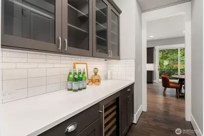 1646 106th Avenue SE, Bellevue, WA 98004 - Photo 13