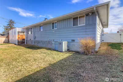 408 S 47th Avenue, Yakima, WA 98908 - Photo 13