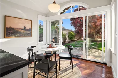 1915 35th Avenue W, Seattle, WA 98199 - Photo 9