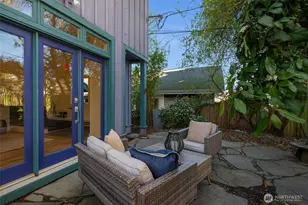 2540 1st Ave W, Seattle, WA 98119 - Photo 35