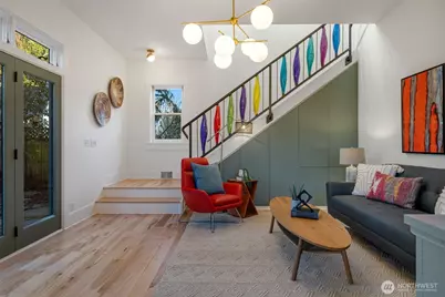 2540 1st Avenue W, Seattle, WA 98119 - Photo 15