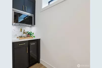 3714 Bagley Avenue N, Seattle, WA 98103 - Photo 35