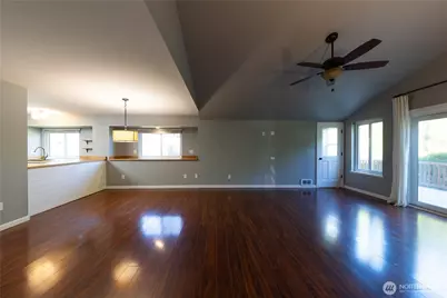 523 Kloshe Way, La Conner, WA 98257 - Photo 15