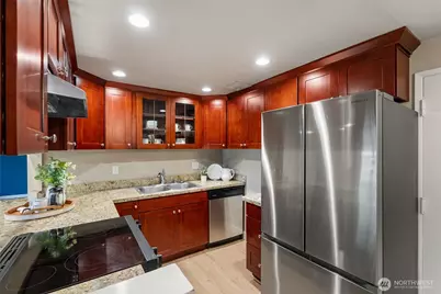 23107 51st Avenue W, Mountlake Terrace, WA 98043 - Photo 9