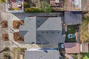 414 W Smith St, Seattle, WA 98119 - Photo 29