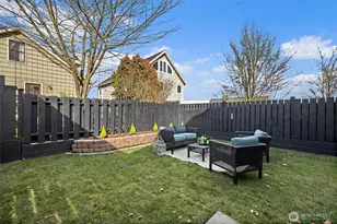 414 W Smith St, Seattle, WA 98119 - Photo 21