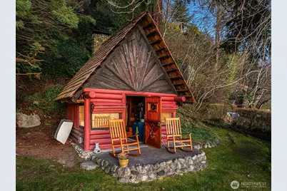 8025 W Mercer Way, Mercer Island, WA 98040 - Photo 7