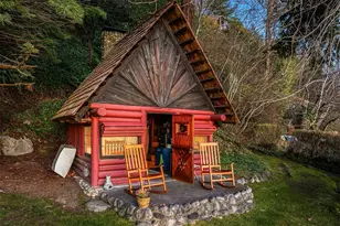 8025 W Mercer Way, Mercer Island, WA 98040 - Photo 7