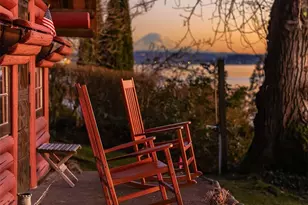 8025 W Mercer Way, Mercer Island, WA 98040 - Photo 27