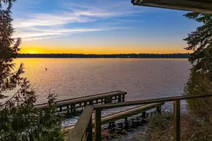 8025 W Mercer Way, Mercer Island, WA 98040 - Photo 21