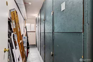 2111 E John St, Seattle, WA 98112 - Photo 13