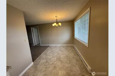 2421 32nd Avenue, Longview, WA 98632 - Photo 5