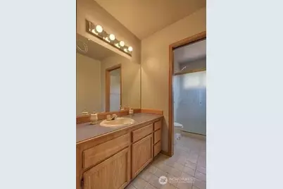 9502 S 200th Street, Kent, WA 98031 - Photo 15