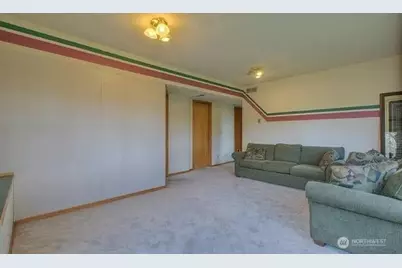 9502 S 200th Street, Kent, WA 98031 - Photo 13