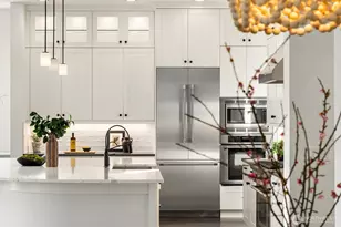 8711 NE Winslow Grove Ct, Bainbridge Island, WA 98110 - Photo 11