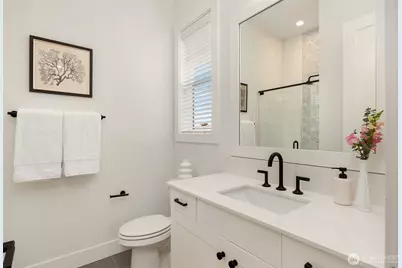 8711 NE Winslow Grove Court, Bainbridge Island, WA 98110 - Photo 17