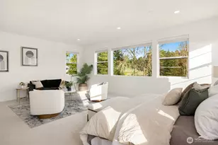 8711 NE Winslow Grove Ct, Bainbridge Island, WA 98110 - Photo 25