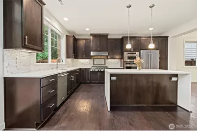 4574 240th Place SE, Sammamish, WA 98029 - Photo 3