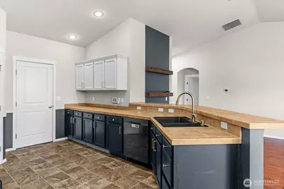 4521 201st Street E, Spanaway, WA 98387 - Photo 9