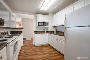 6887 Holeman Ave, Blaine, WA 98230 - Photo 13