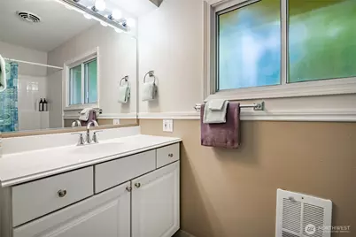 6887 Holeman Avenue, Blaine, WA 98230 - Photo 9