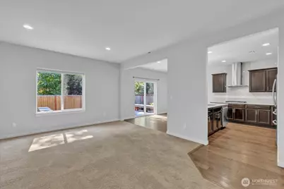 224 157th Place SW, Lynnwood, WA 98087 - Photo 5